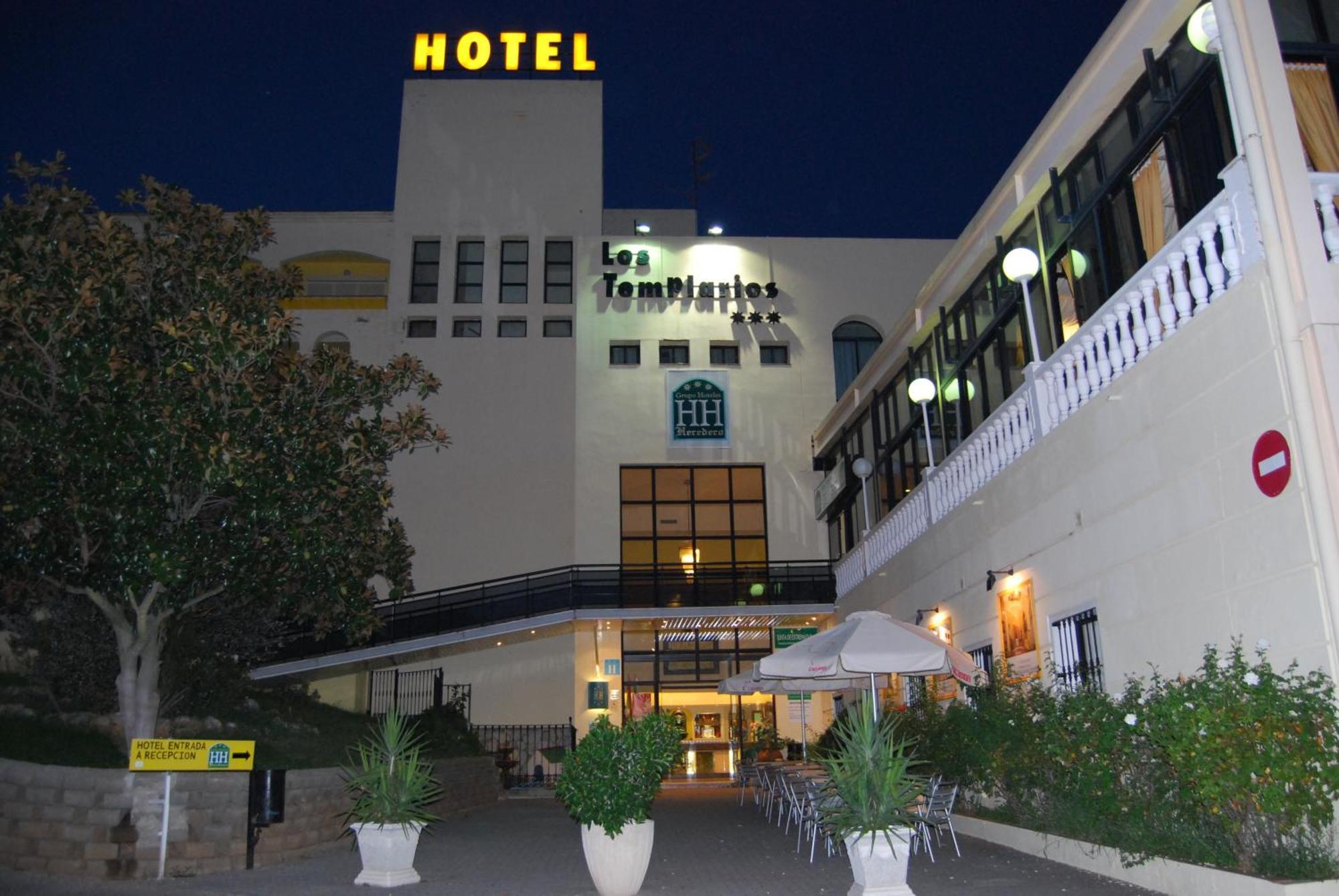 Hotel Los Templarios Jerez De Los Caballeros Exterior foto